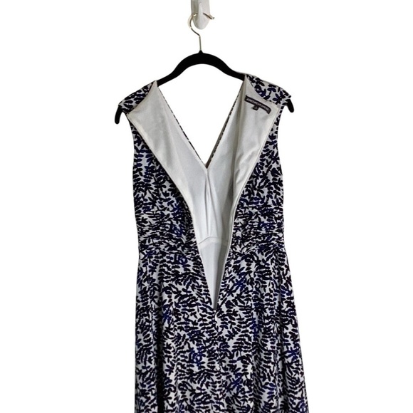 Jones Wear Sleeveless Navy/White Polyester Business Casual Print Dress Size 8 - Picture 10 of 12